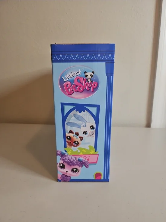 Littlest Pet Shop Generation 7 Series 1 Display Shelf with Pet (Read the Desc) - Picture 4 of 9